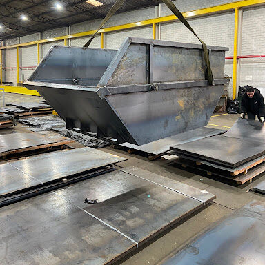 Dobradeira 200T/4000: Suas 4 principais vantagens! 4 Caldeiraria