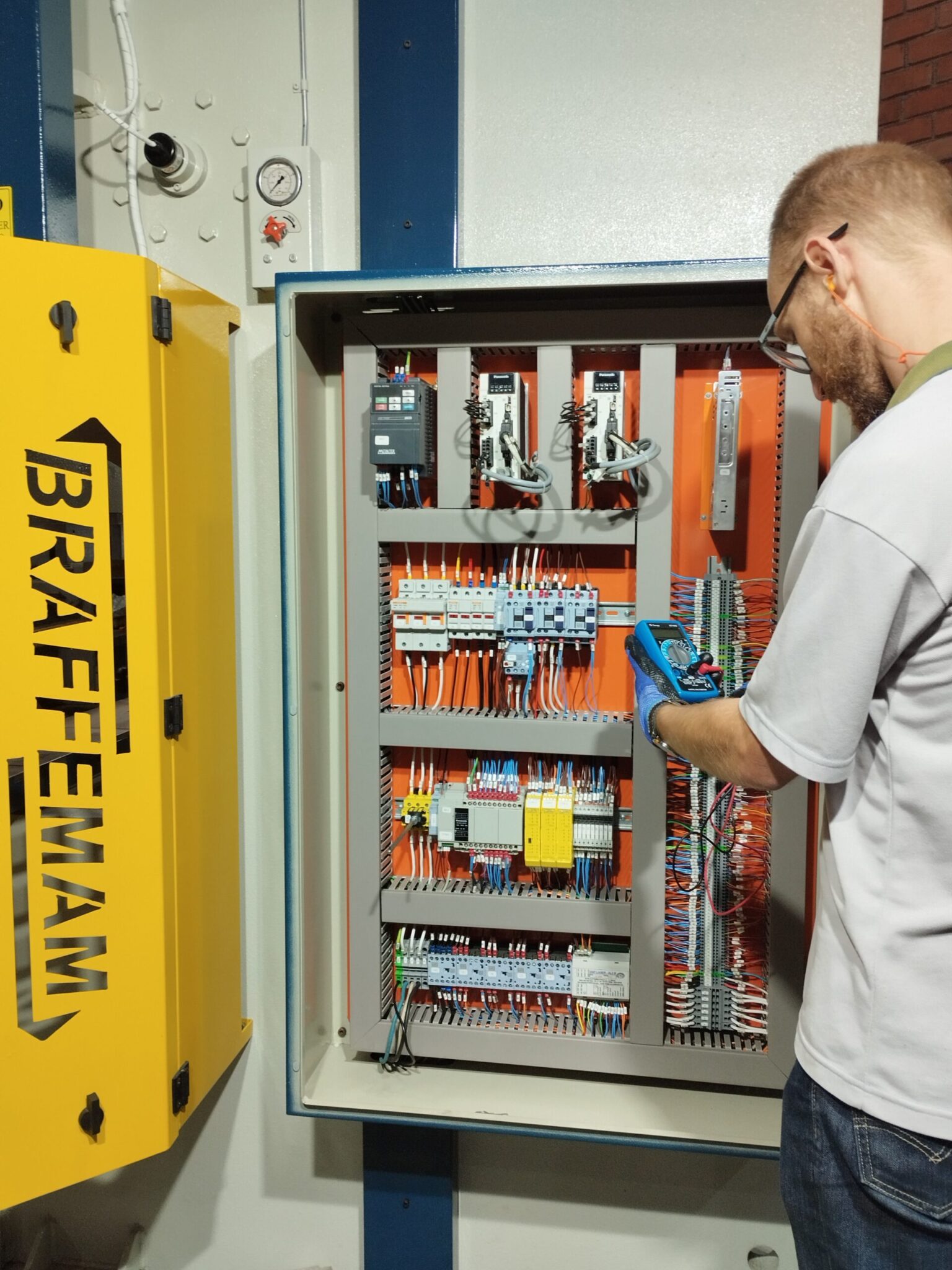 Home 13 IMG 20231004 131026 scaled